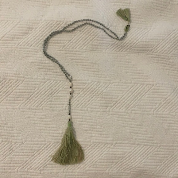 Beautiful pearl and beaded long necklace 🇨🇦 - Picture 1 of 5